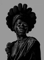 Zanele Muholi: Somnyama Ngonyama, Éljen a sötét oroszlánasszony - Zanele Muholi: Somnyama Ngonyama, Hail the Dark Lioness