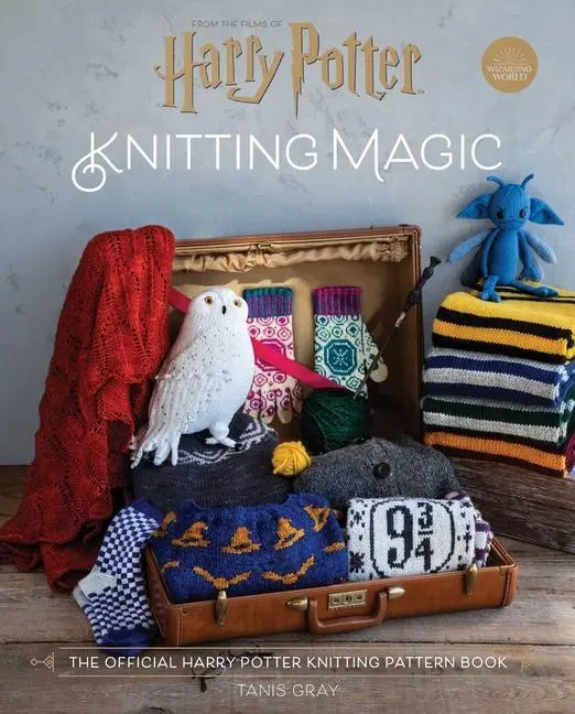 Harry Potter: Kötésvarázslat: A hivatalos Harry Potter kötésminta-könyv - Harry Potter: Knitting Magic: The Official Harry Potter Knitting Pattern Book