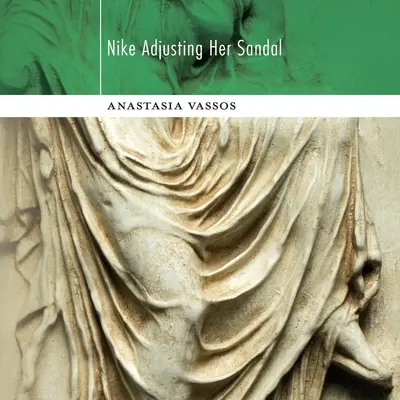 A Nike szandáljának beállítása - Nike Adjusting Her Sandal