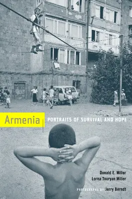 Örményország: A túlélés és a remény portréi - Armenia: Portraits of Survival and Hope